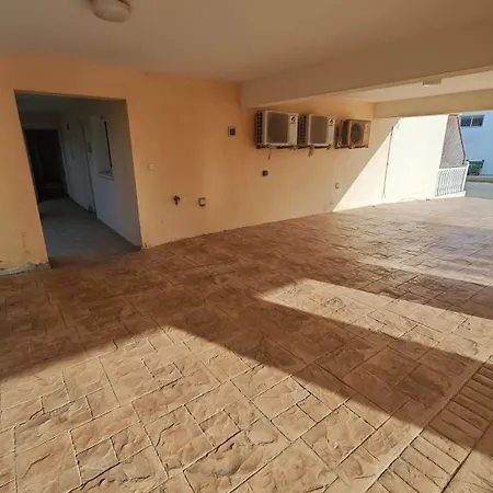 Nissi 87 - Luxcyservices Apartment